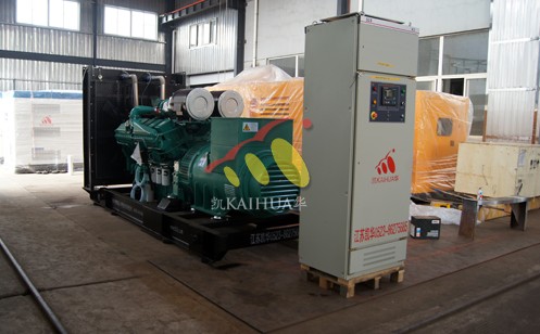 800KW开架式康明斯发电机组