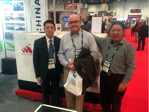 2015美国电力展凯华展台客户合影2