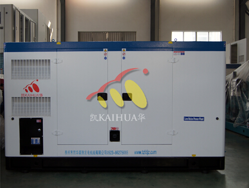 7台康明斯静音发电机组正面