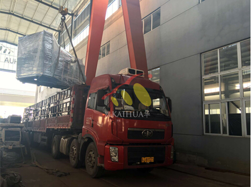 800KW无动发电机组吊装现场