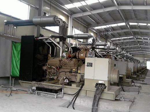 沙特阿拉伯电厂1000KW康明斯柴油发电机组项目现场1